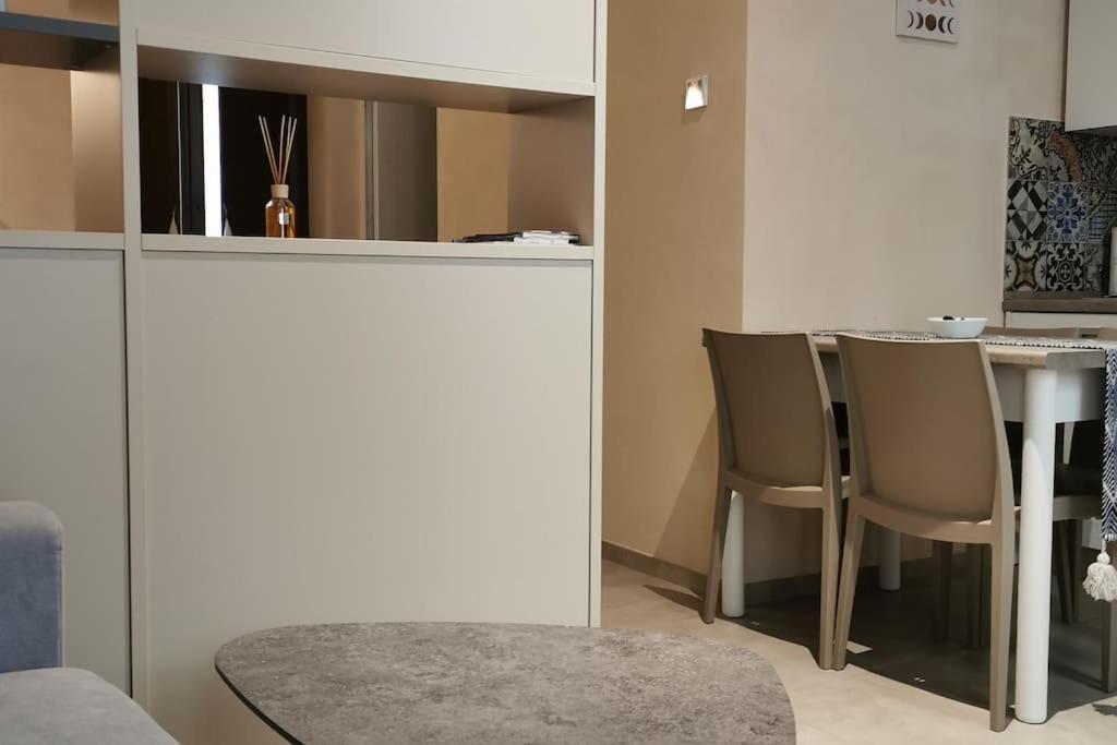 Charming Apartment In Center 希克利 外观 照片
