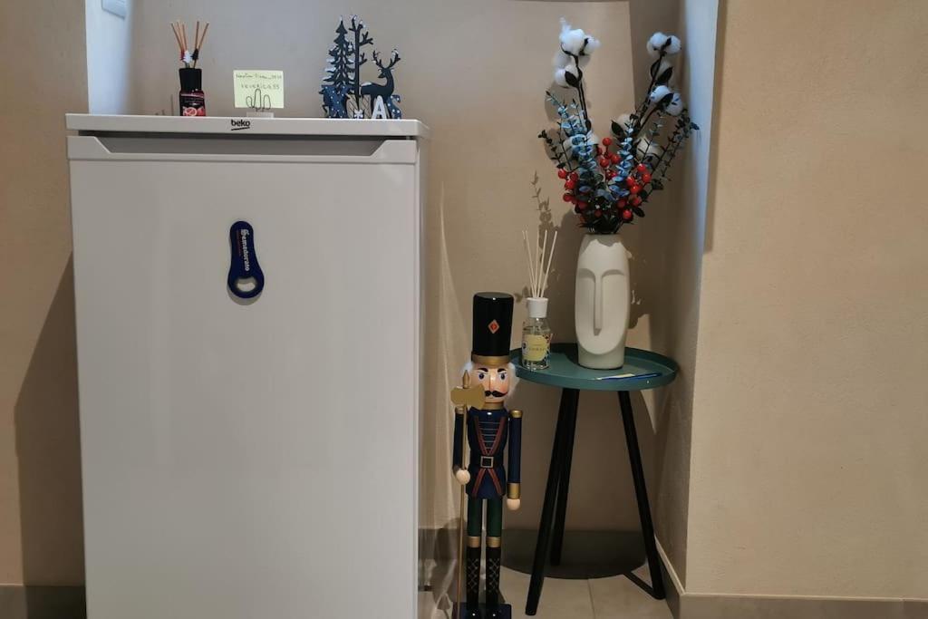 Charming Apartment In Center 希克利 外观 照片