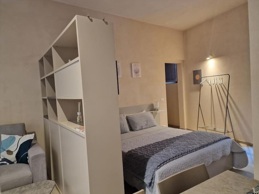 Charming Apartment In Center 希克利 外观 照片